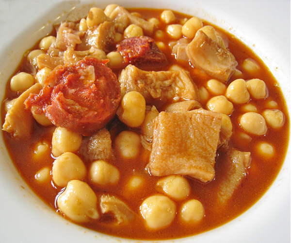 Garbanzos con callos