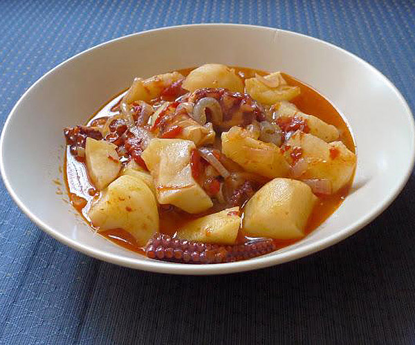 Patatas con pulpo