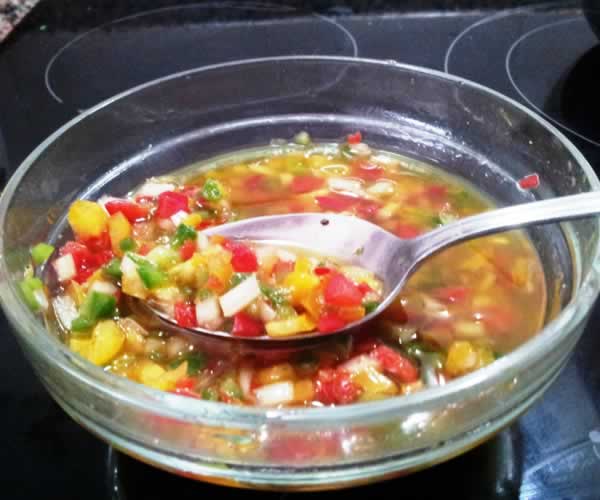 Salsa Vinagreta de Pimientos y Cebolla