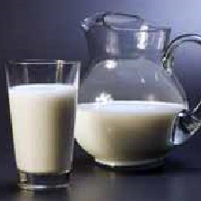 Leche caliente en Bidones