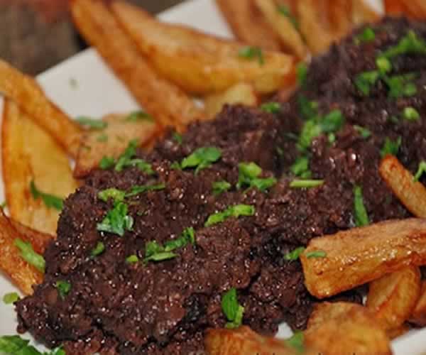 Morcilla de Matachana con Patatas o Ensalada