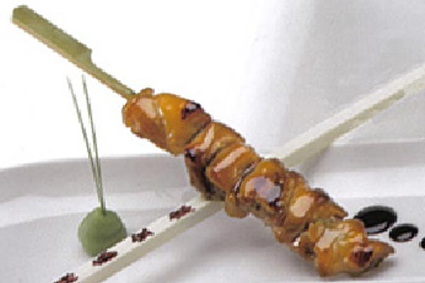 Mini Brocheta caliente  Yakitori