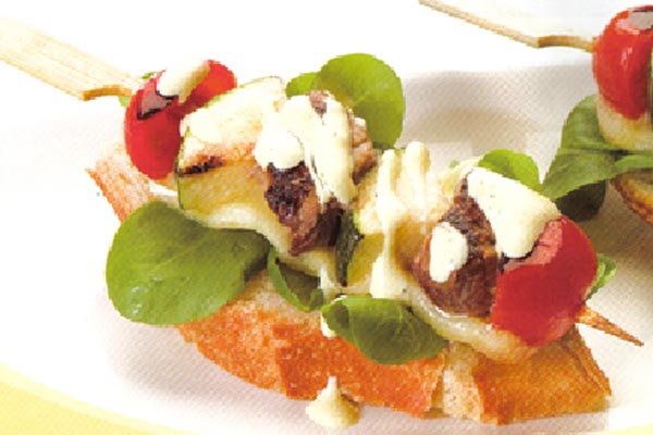 Montadito de Brocheta de Solimillo relleno con Brie