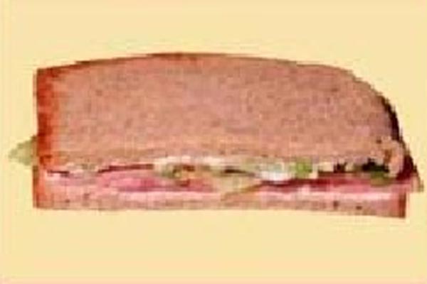 Sandwich de Jamón Asado con Lechuga