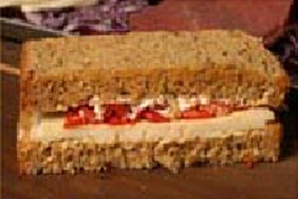 Sandwich de Queso de Cabra con Piquillos